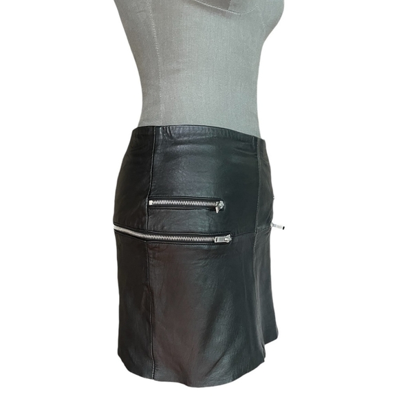 Women Skirt ZARA Black Lambskin Silver Zip Decoration Mini Skirt Leather Skirt - Picture 5 of 8